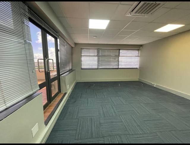 281M² OFFICE TO LET IN RIVONIA